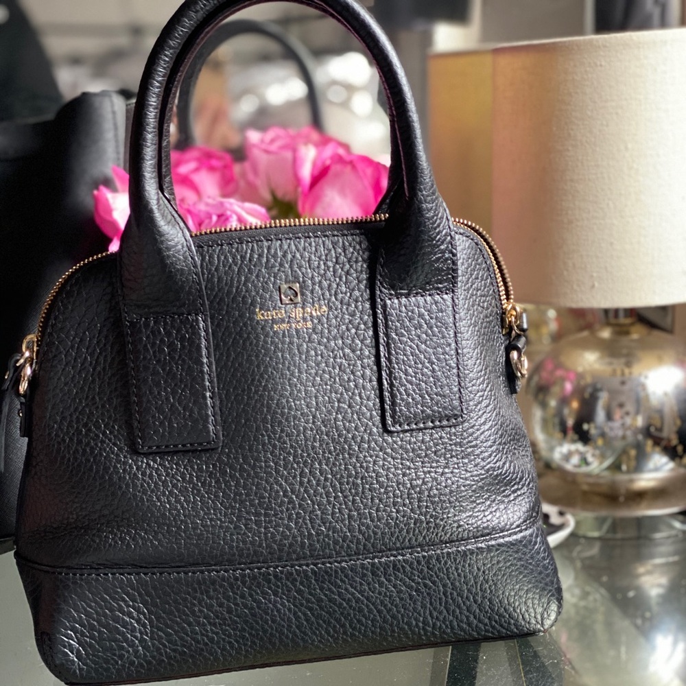 Kate Spade handbag. - Picture 1 of 3